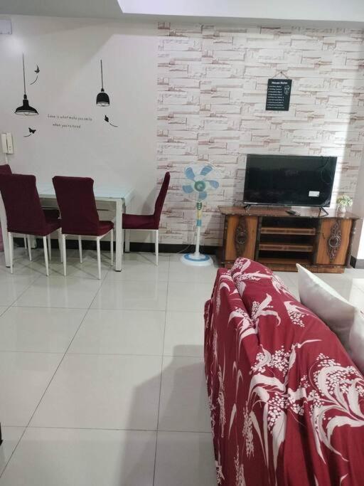 Cubao Manhattan Heights, Unit 8Bc Tower B, 1 Br マニラ市 エクステリア 写真
