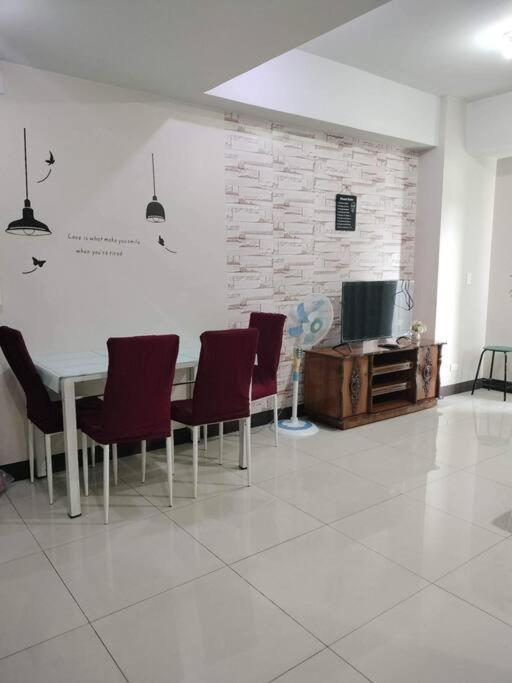 Cubao Manhattan Heights, Unit 8Bc Tower B, 1 Br マニラ市 エクステリア 写真