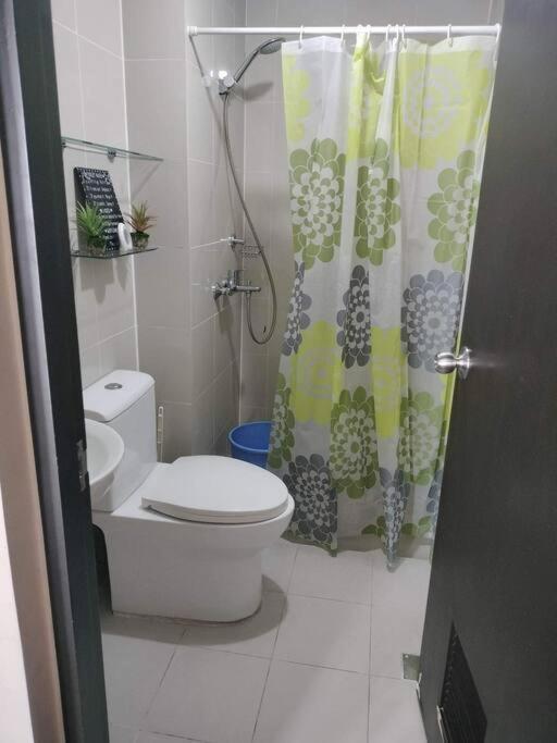 Cubao Manhattan Heights, Unit 8Bc Tower B, 1 Br マニラ市 エクステリア 写真